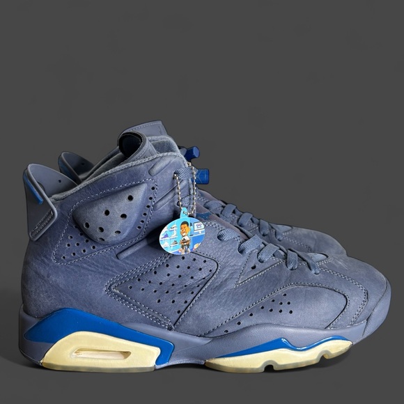Air Jordan 6 Retro Blue Sneakers - Picture 1 of 5